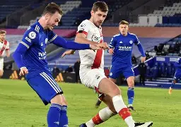 莱切斯特城客场逆袭，取得宝贵三分赢得球迷认可的简单介绍