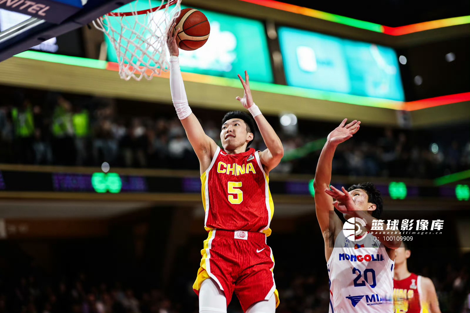 开元棋牌APP-山东男篮残暴登顶CBA荣誉之巅(山东男篮残暴登顶cba荣誉之巅是谁)