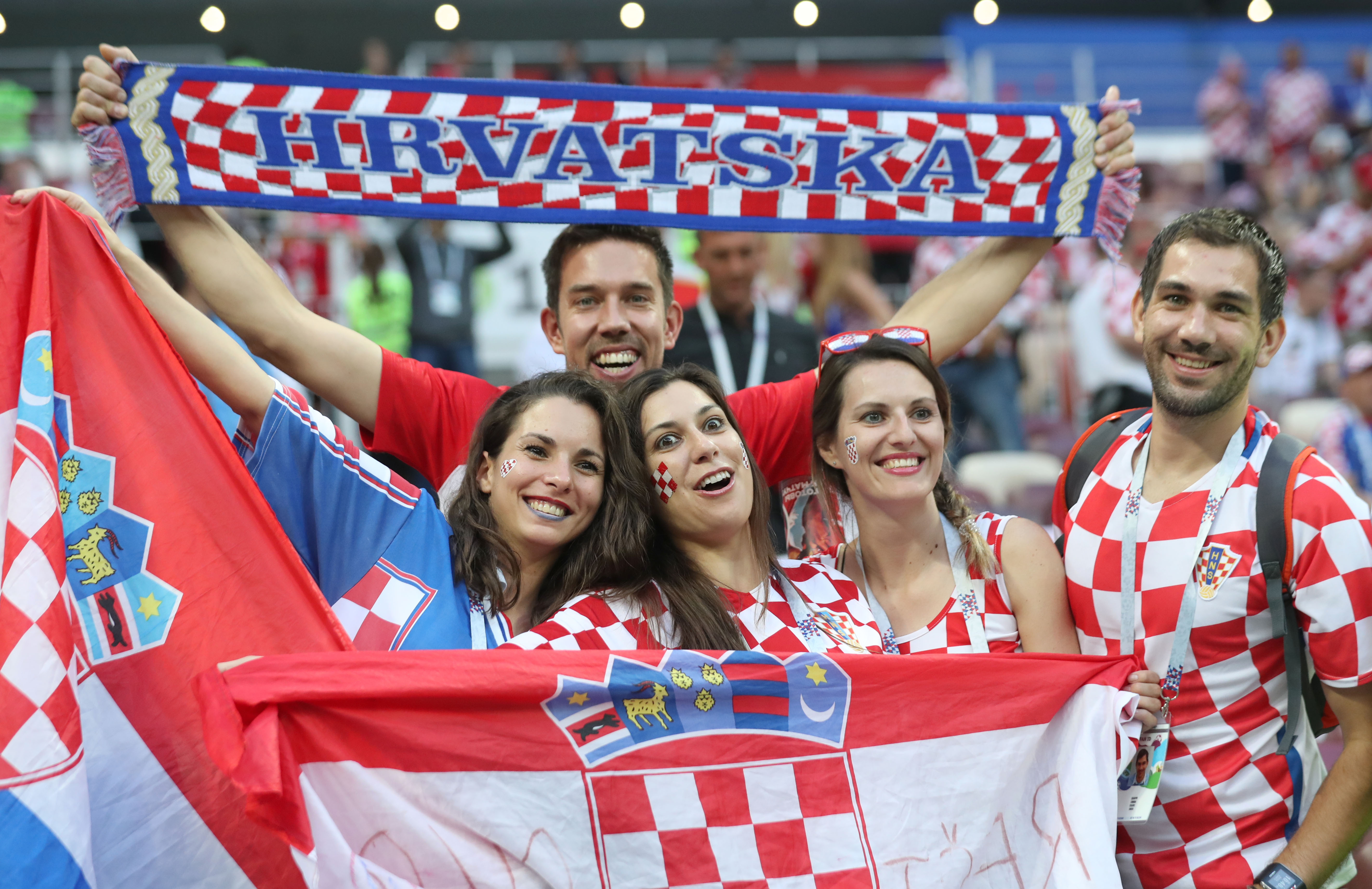 开元棋牌-国际足球赛事吸引着众多球迷观看(国际足球十大精彩比赛)