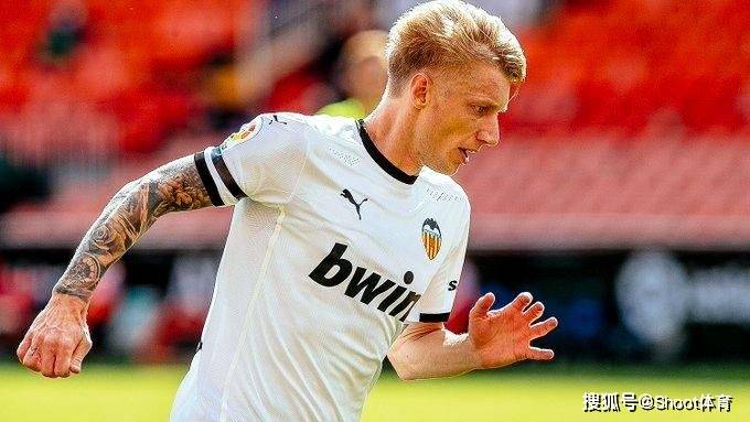 关于瓦伦西亚锋线过于依赖，需改进转移的信息